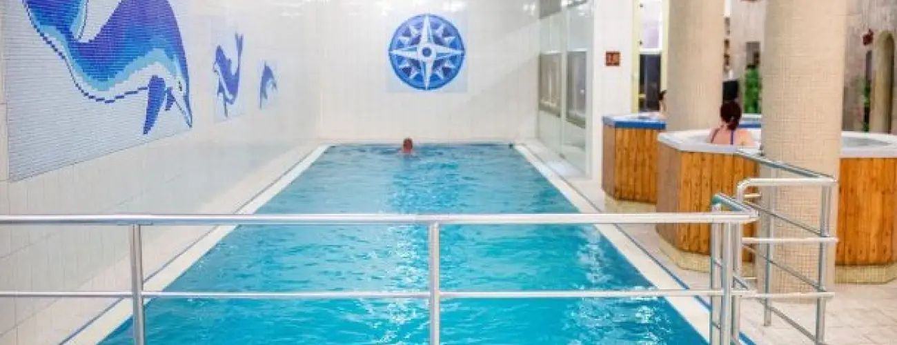 Wellness Hotel Szindbd  Balatonszemes - Diszntor htvge (min. 2 j)